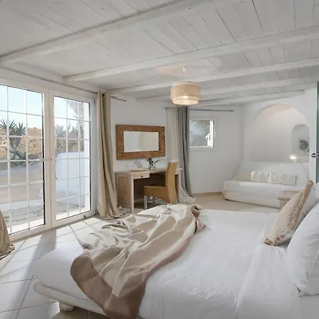 Paraga Villa1 