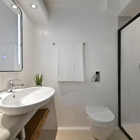 Paraga Scorpios Area 1 