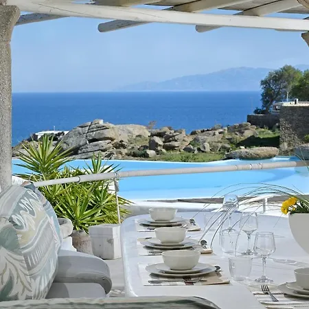 Paraga Villa1 