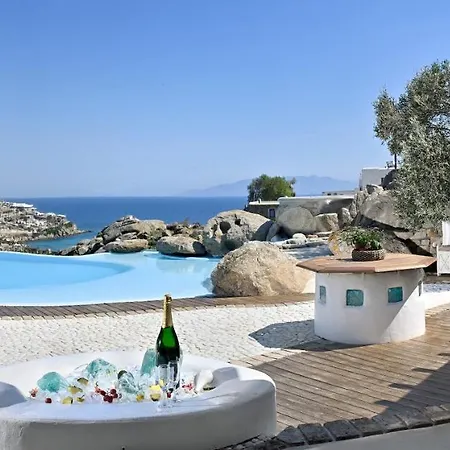 Paraga Villa1 